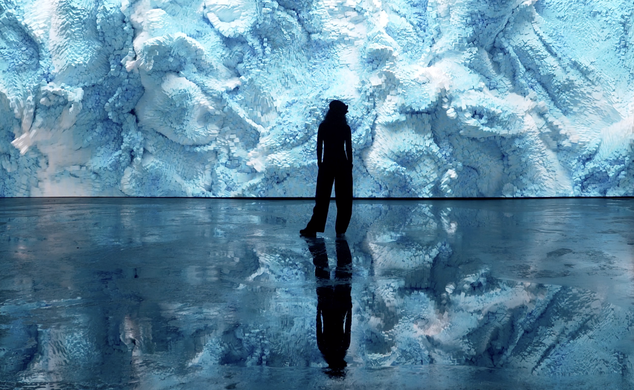 Bosphorus : Data Sculpture – Refik Anadol